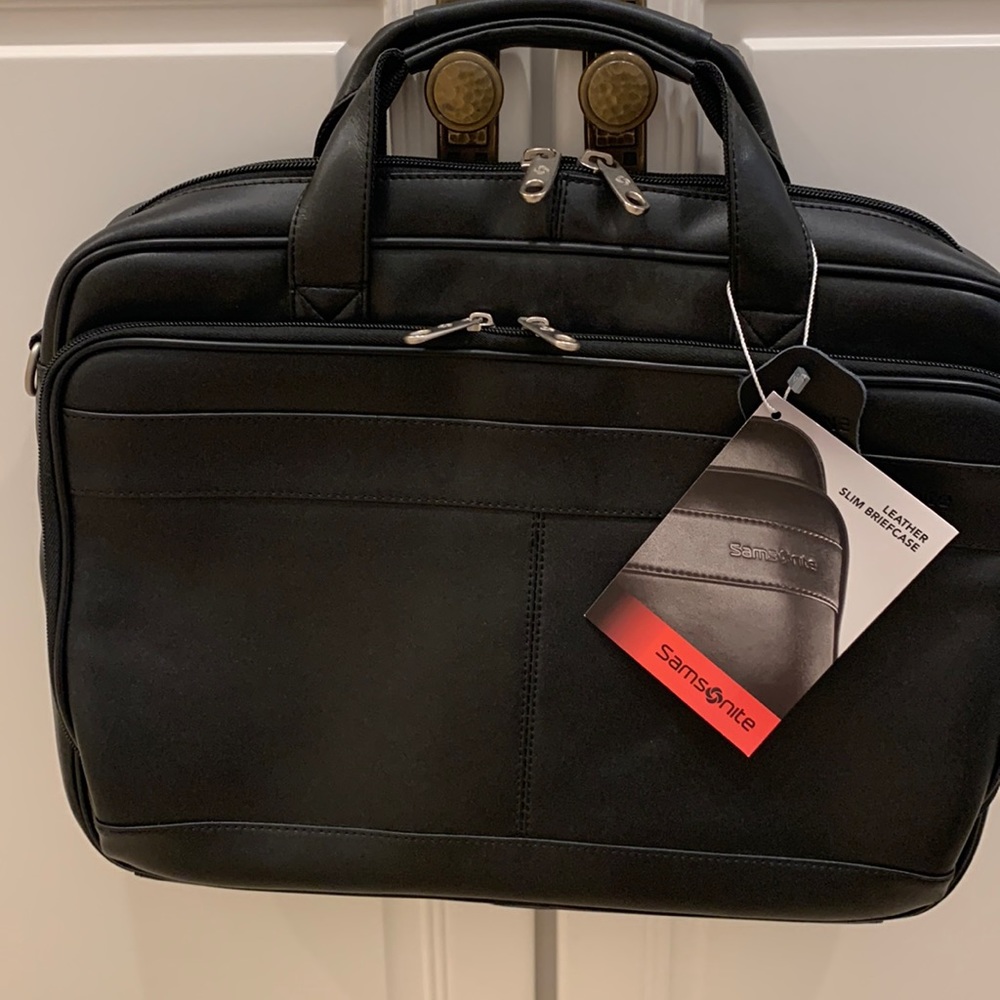 NWT Samsonite classic leather slim briefcase color black
